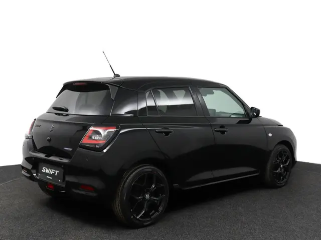 Suzuki Swift 1.2 Style Smart Hybrid 2025 Benzine 2