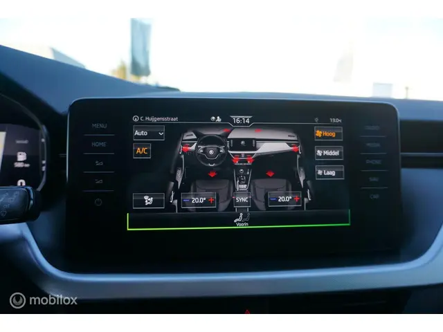 Škoda Kamiq 1.0 TSI Sport Business 2020 Benzine 15