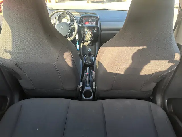 Peugeot 108 1.0 e-VTi Allure 5 deurs , airco 2019 Benzine 5