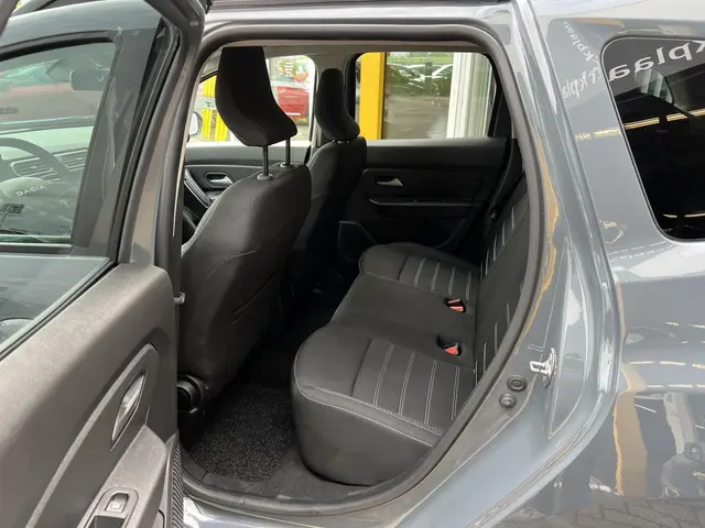 Dacia Duster 1.3 TCe 150 Journey 2023 Benzine 5