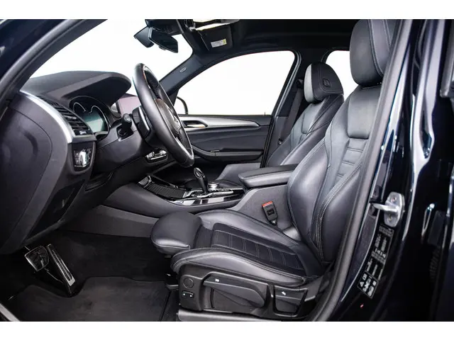 BMW X3 xDrive20i High Executive 2018 Benzine 4