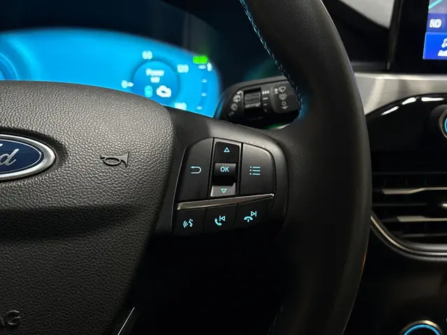 Ford Kuga 2.5 PHEV Titanium 2022 Hybride Benzine 17