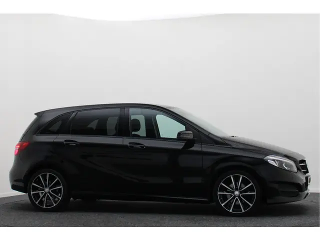 Mercedes-Benz B-Klasse 180 Ambition 2015 Benzine 12