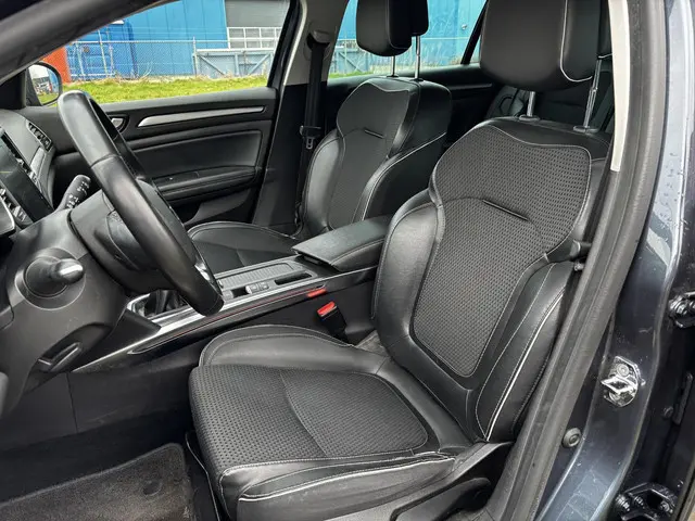 Renault Mégane Estate 1.3 TCe Bose 2019 Benzine 22