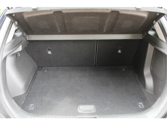 Hyundai Kona 1.0T Essence 2018 Benzine 10