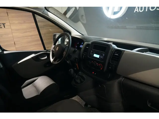 Renault Trafic 1.6 dCi T29 L2H1 Comfort 2018 Diesel 4