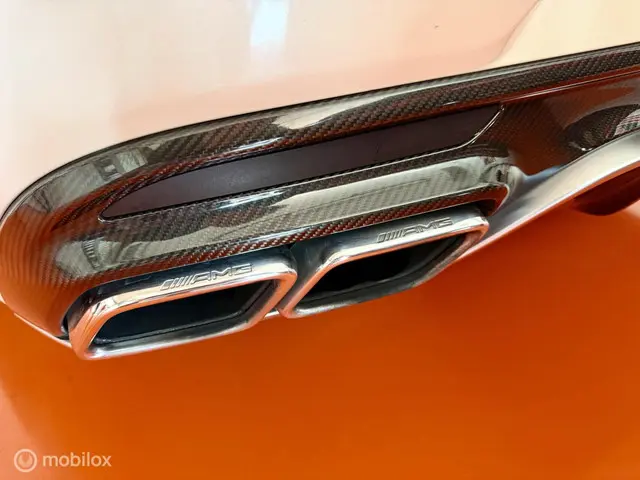 Mercedes-Benz S-Klasse Coupé AMG 63 2015 Benzine 24