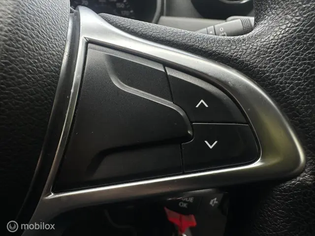 Dacia Duster 1.6 SCe Comfort 4x4 2019 Benzine 18