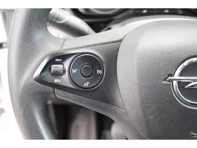 Opel Combo 1.5D L1H1 Edition 2021 Diesel 18
