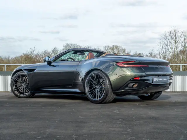 Aston Martin V8 Volante DB12 4.0 2024 Benzine 5