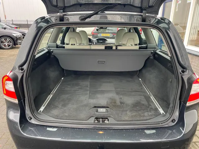 Volvo V70 2.0 D3 Polar 2017 Diesel 13