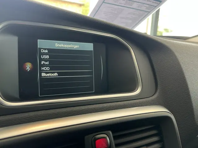 Volvo V40 2.0 T3 Nordic+ 2016 Benzine 27