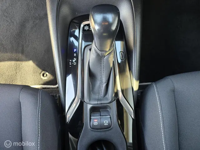 Toyota Corolla 2.0 Hybrid Dynamic 2021 Hybride Benzine 19