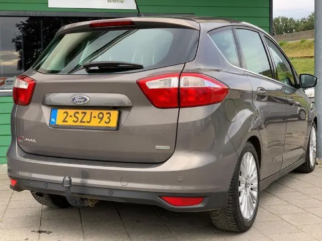 Ford C-MAX 1.0 Lease Titanium / Navi / Camera / 2014 Benzine 19