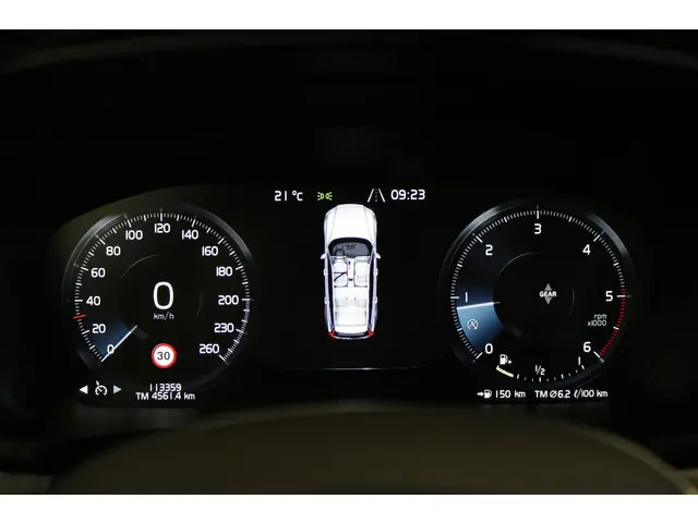 Volvo V60 2.0 D4 Momentum 2019 Diesel 21