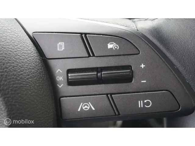 Hyundai i20 1.0 T-GDI Comfort Automaat 2023 Benzine 24