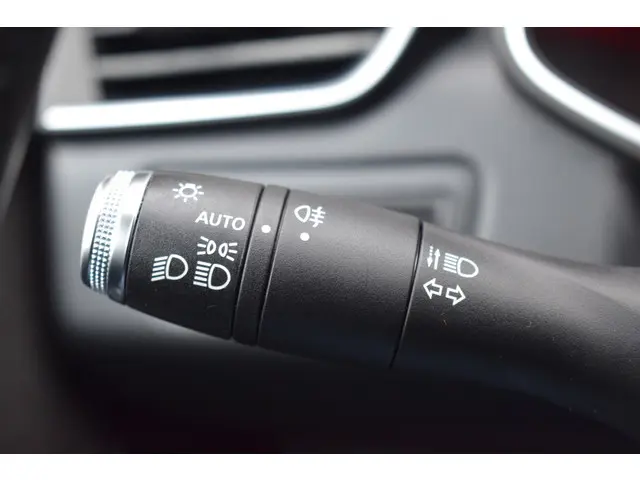 Renault Clio 1.0 TCE Zen 2019 Benzine 29