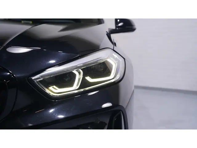 BMW 1 Serie 118i M Sport 2021 Benzine 12