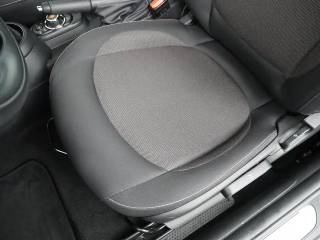 MINI Cooper Salt 2020 Benzine 13