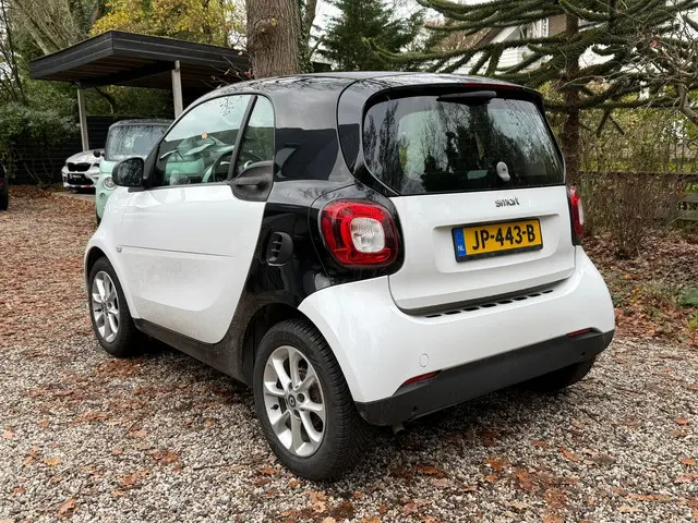 Smart Fortwo 1.0 Pure 2016 Benzine 6
