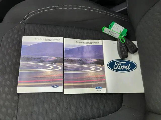 Ford Fiesta 1.0 Hybrid Titanium X 2022 Hybride Benzine 9