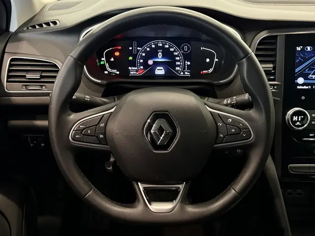 Renault Mégane 1.3 TCe 140 EDC Intens 2022 Benzine 37