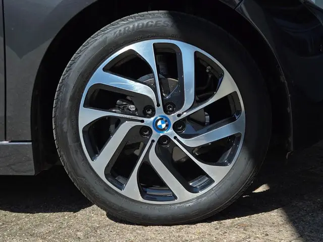 BMW i3 BASIS COMFORT 22KWH 2014 Elektrisch 11
