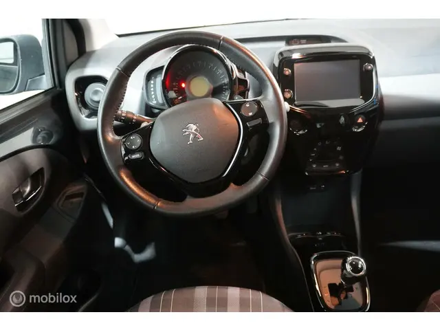Peugeot 108 1.0 e-VTi Allure 2019 Benzine 15