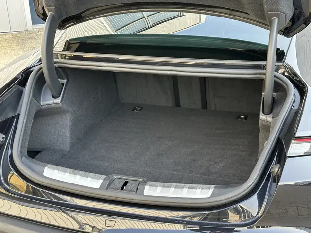 Porsche Taycan 4S Performance 84 kWh 2020 Elektrisch 35