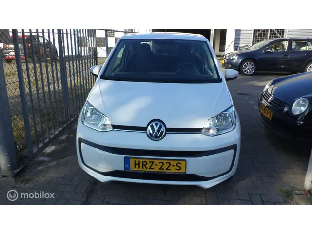 Volkswagen up! 1.0 BMT SPORTIVE up! 2019 Benzine 17