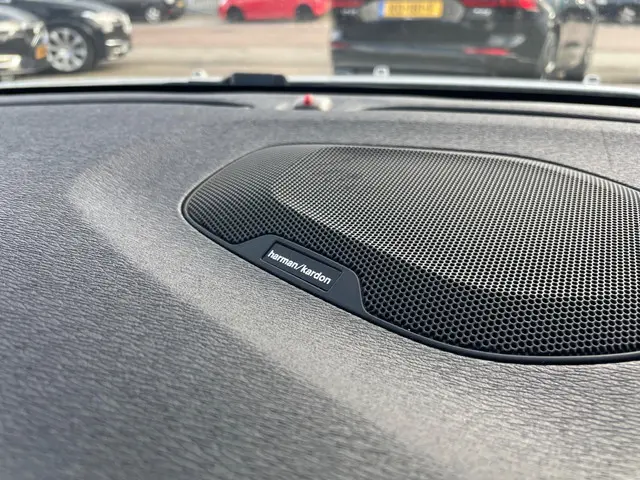 Volvo V40 1.5 T3 Polar+ Sport 2019 Benzine 21