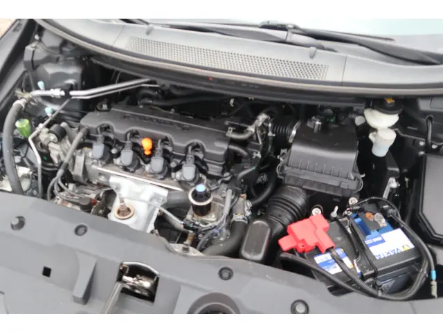 Honda Civic 1.8 Sport 2012 Benzine 31