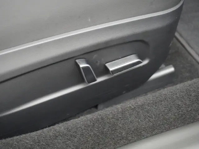 Tesla Model 3 Performance AWD 78 kWh 2025 Elektrisch 32