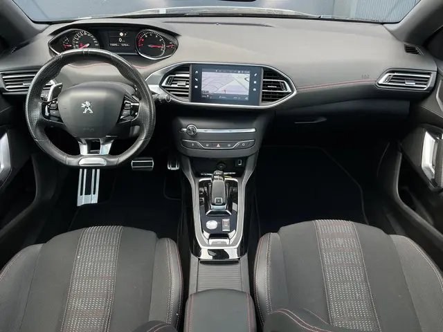 Peugeot 308 1.2 PureTech GT-Line 2020 Benzine 14