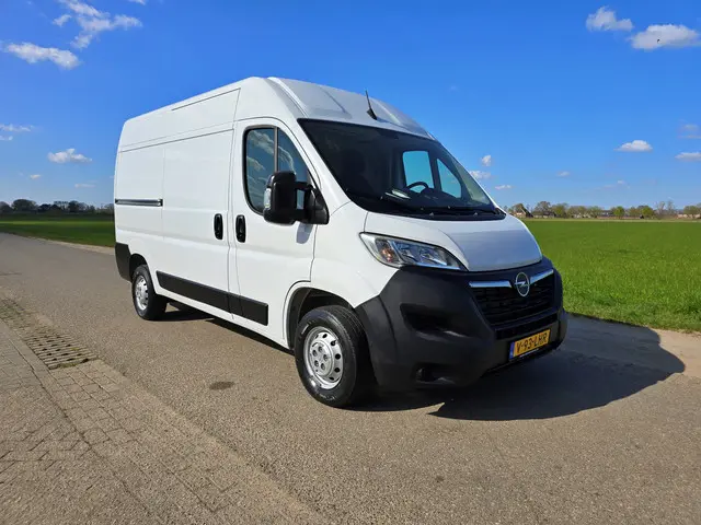 Opel Movano 2.2D 140 S&S L2H2 3.5T 2022 Diesel 8