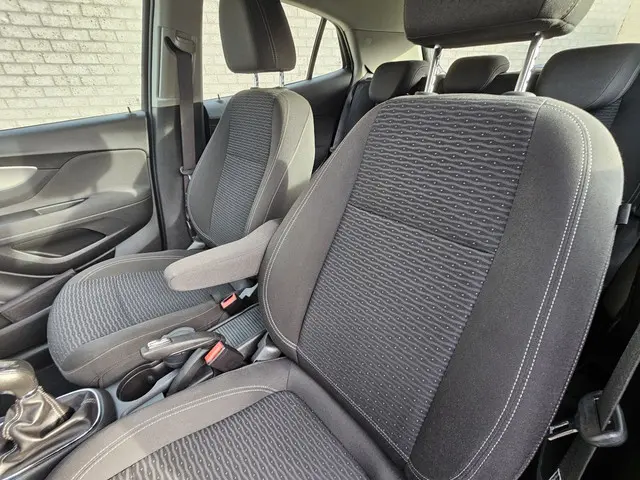 Opel Mokka 1.4 T Edition/Navi/Trekhaak 2016 Benzine 12