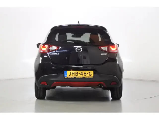Mazda 2 1.5 90pk Sports-line 2017 Benzine 38