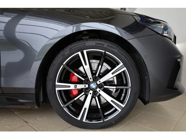 BMW 5 Serie Touring 530e 2026 Hybride Benzine 6