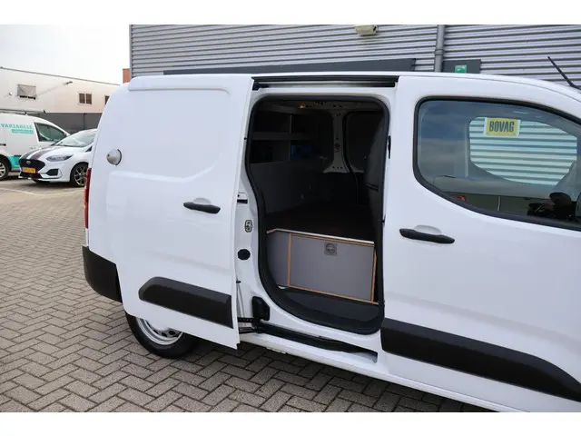Opel Combo 1.5D L2H1 Edition 2021 Diesel 2