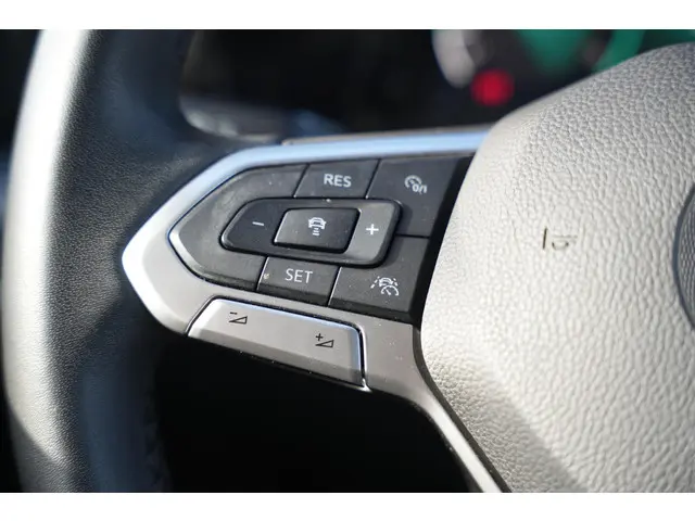 Volkswagen Golf 1.5 TSI Style 2022 Benzine 31