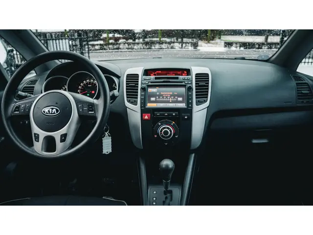 Kia Venga 1.6 CVVT Plus Pack AUTOMAAT NAVI 2013 Benzine 21