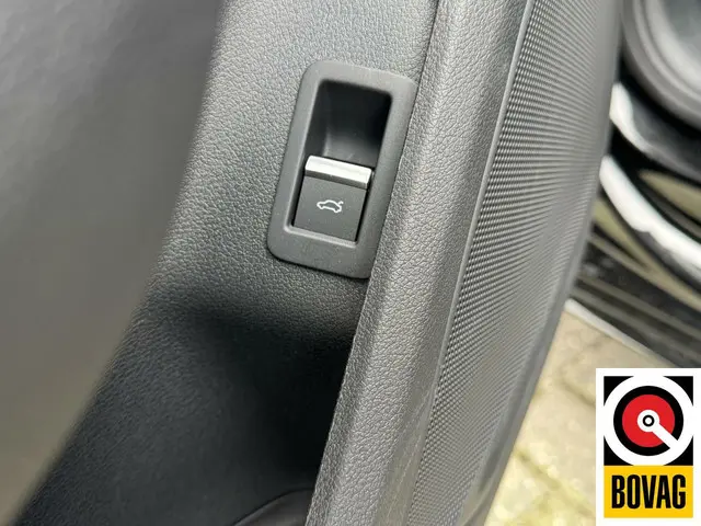 Audi A4 Avant 40 TFSI S edition 2024 Benzine 33
