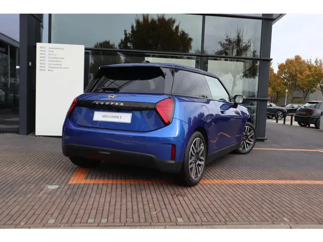 MINI Cooper Cabrio E 2025 Benzine 2