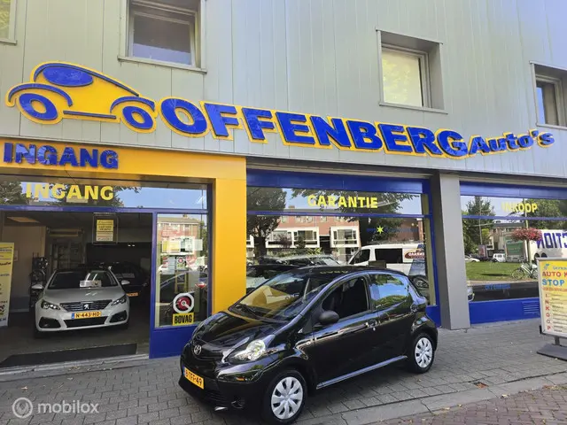 Toyota Aygo 1.0 VVT-i Now 2014 Benzine 14