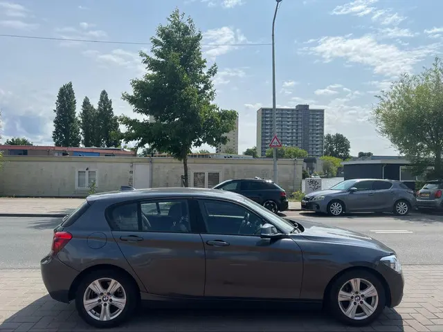 BMW 1 Serie 116i AUT NAP 2012 Benzine 6