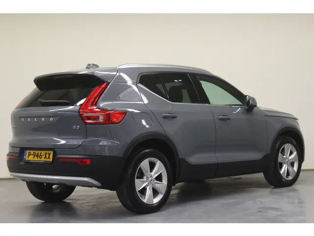 Volvo XC40 2.0 B3 Plus Bright 2022 Hybride Benzine 4