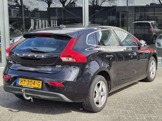 Volvo V40 2.0 D2 Momentum Business 2015 Diesel 13