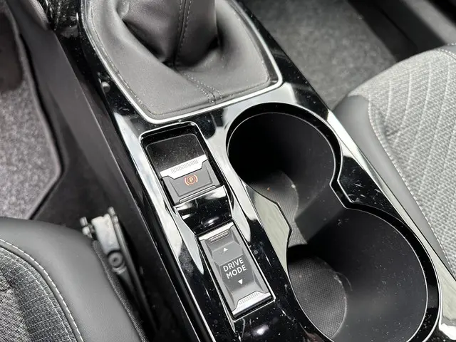 Peugeot 2008 1.2 Turbo 100 PK Allure 2023 Benzine 11