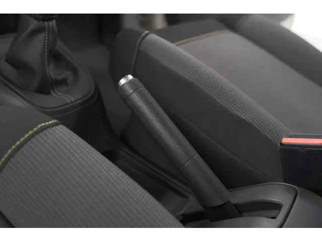 Citroën C3 PureTech 82 S&S Feel Edition 2021 Benzine 41