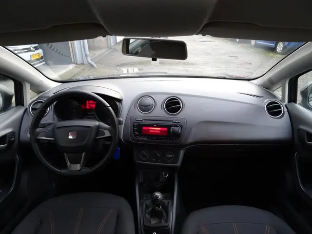 SEAT Ibiza 1.2 Style 2012 Benzine 12